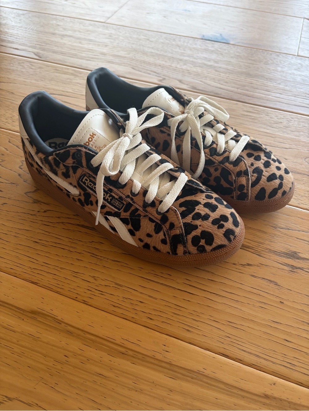 Reebok Leopard Print Low-Top Sneakers - Brown & Black